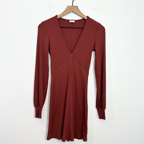 Aritzia Wilfred Jeanne Dress in Cider Gold size XS - Picture 2 of 7